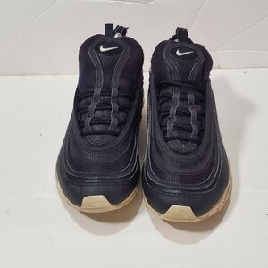 Black Nike Sneakers